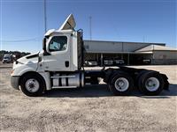 2018 Freightliner CASCADIA 126