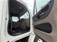 2014 Freightliner CASCADIA 113