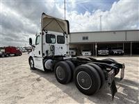 2019 Freightliner CASCADIA 126