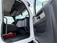 2019 Freightliner CASCADIA 126