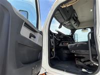 2019 Freightliner CASCADIA 116