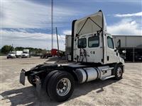 2019 Freightliner CASCADIA 116