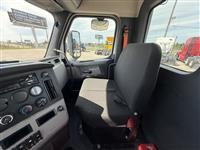 2019 Freightliner CASCADIA 116