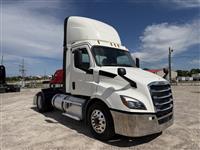 2019 Freightliner CASCADIA 116