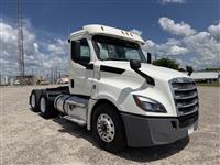2019 Freightliner CASCADIA 126