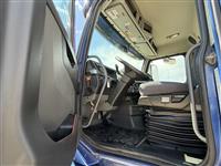 2020 Volvo VNL62T300