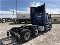 2020 Volvo VNL62T300