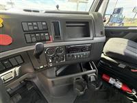 2020 Volvo VNL62T300