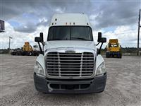 2013 Freightliner Cascadia 125