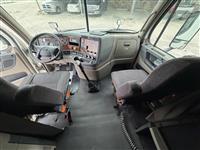 2013 Freightliner Cascadia 125