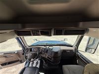 2014 Volvo VNL64T670