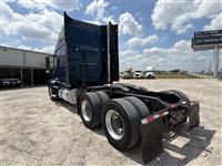 2014 Volvo VNL64T670
