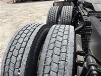 2014 Volvo VNL64T670