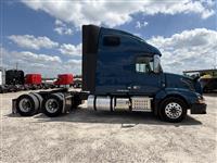 2014 Volvo VNL64T670