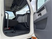 2019 Freightliner CASCADIA 126