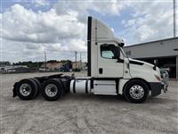 2019 Freightliner CASCADIA 126