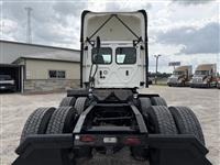 2019 Freightliner CASCADIA 126