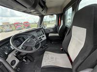 2019 Freightliner CASCADIA 126