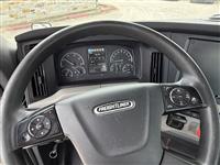 2019 Freightliner CASCADIA 126