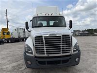 2020 Freightliner Cascadia 125