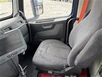 2020 Volvo VNL62T300