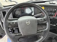 2020 Volvo VNL62T300