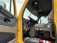 2019 Freightliner CASCADIA 113