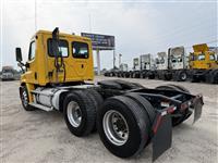 2019 Freightliner CASCADIA 113