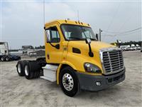 2019 Freightliner CASCADIA 113