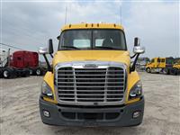 2019 Freightliner CASCADIA 113
