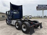 2020 Volvo VNL62T300