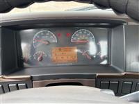 2015 Volvo VNM42T200