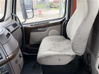 2015 Volvo VNM42T200
