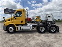 2019 Freightliner CASCADIA 113