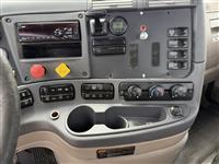 2019 Freightliner CASCADIA 113