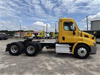 2019 Freightliner CASCADIA 113