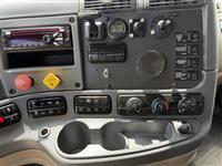 2019 Freightliner CASCADIA 113