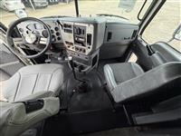 2013 Mack PINNACLE CXU613