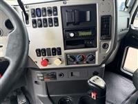2013 Mack PINNACLE CXU613