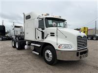 2013 Mack PINNACLE CXU613