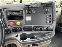 2016 Freightliner Cascadia 125