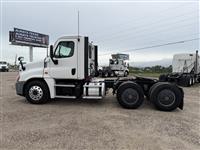 2016 Freightliner Cascadia 125