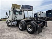 2018 Freightliner CASCADIA 126