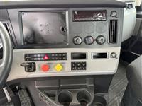 2018 Freightliner CASCADIA 126