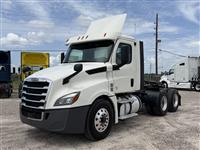 2018 Freightliner CASCADIA 126