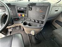 2015 Freightliner Cascadia 125