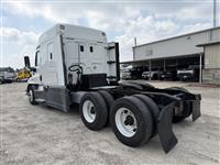 2015 Freightliner Cascadia 125