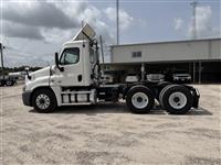 2020 Freightliner Cascadia 125