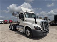 2020 Freightliner Cascadia 125