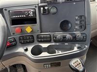 2020 Freightliner Cascadia 125
